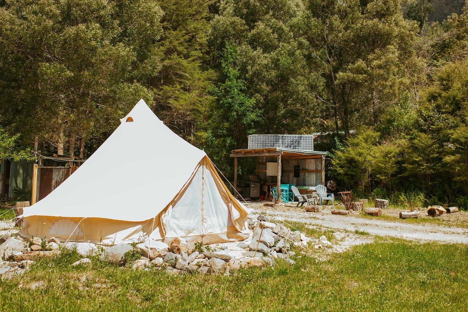 ホテル Golden Bay Glamping タカカ エクステリア 写真